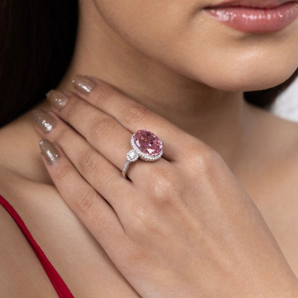 Blush Radiance Oval Ring - Gold Era 