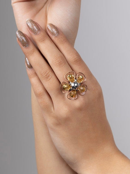 Radiant Bloom Ring - Gold Era 