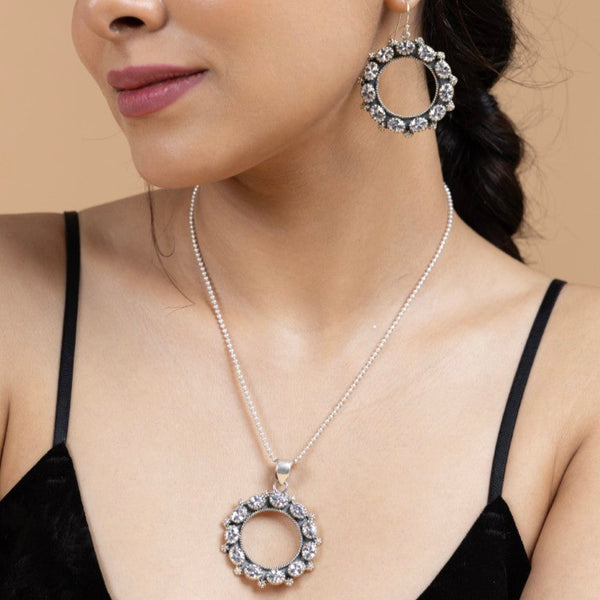 Radiant Circle Sterling Silver Pendant Set - Gold Era 