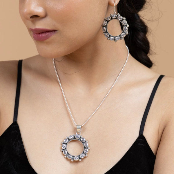 Radiant Circle Sterling Silver Pendant Set - Gold Era 