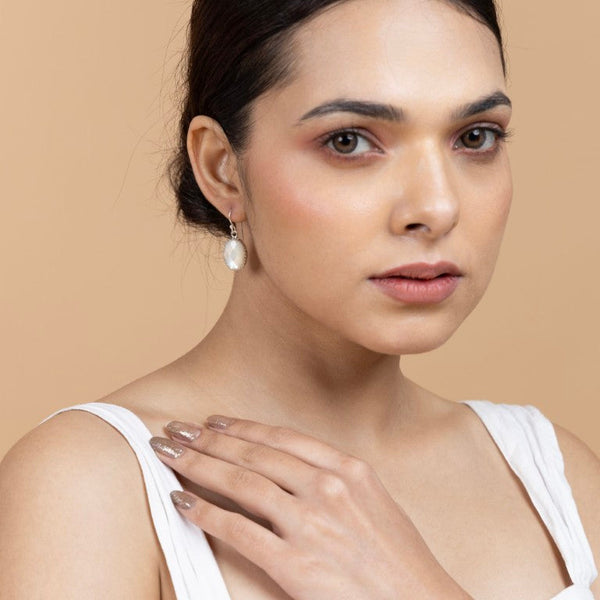 Moonstone Silver Drop Earrings - Gold Era 